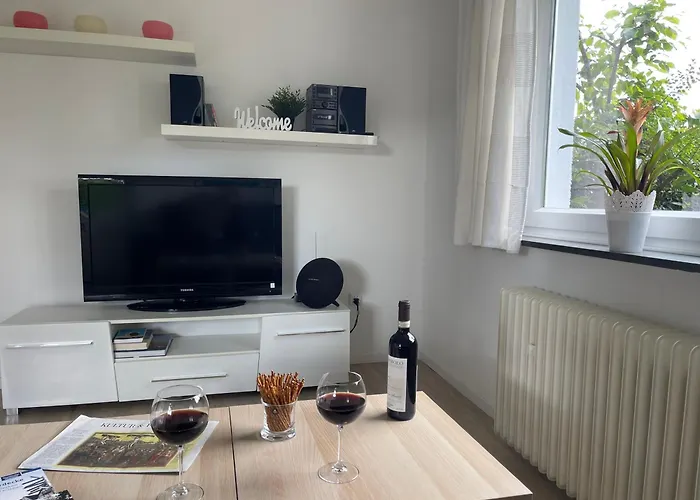 Apartment Idyllische, Separate Im Dortmunder Sueden Dortmund